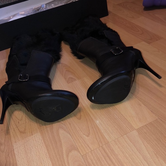 Giuseppe Zanotti European size 38 like new - Picture 5 of 8